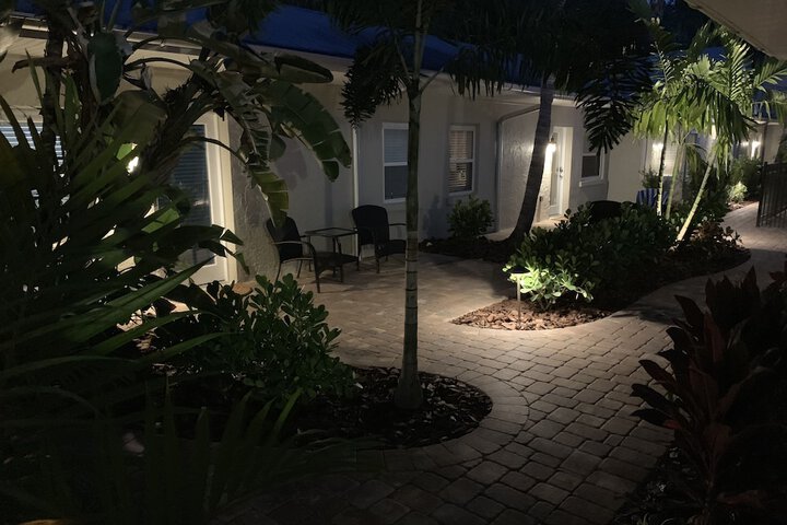 Twin Palms at Siesta