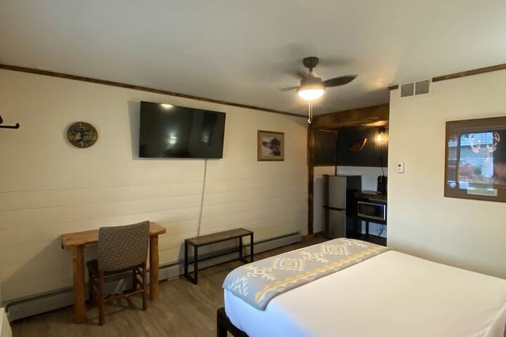Room 47 of 73