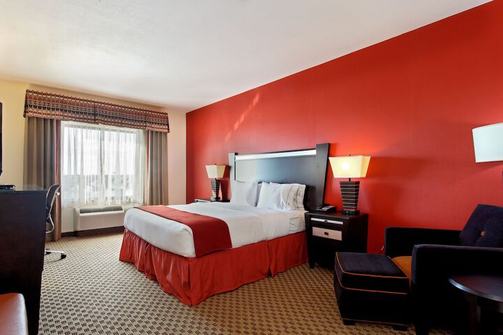Room 16 of 42