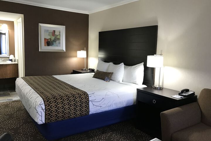 Room 22 of 61