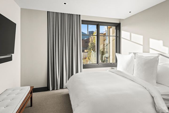 Four Seasons Resort and Residences Vail
