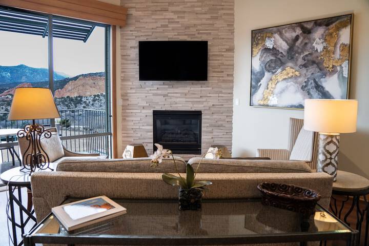 Garden of the Gods Resort and Club