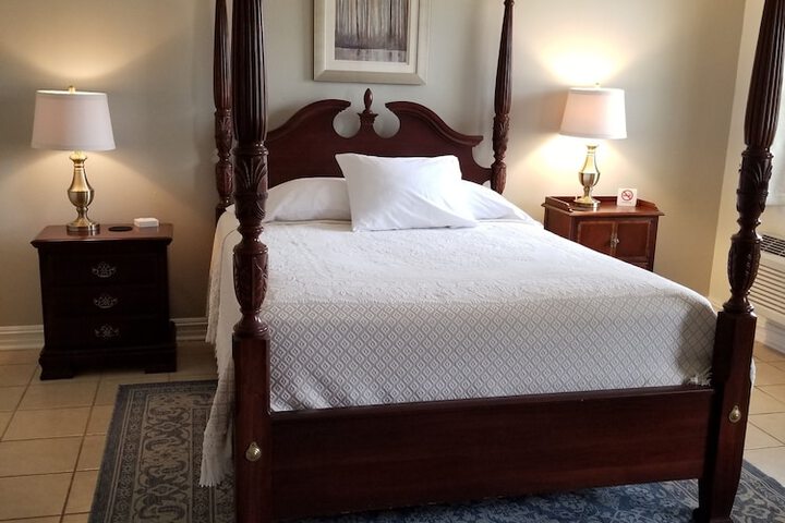 Greenwood Plantation B & B