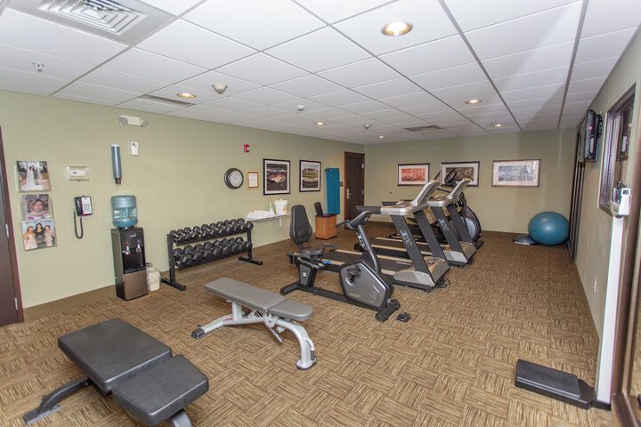 Staybridge Suites Bowling Green by IHG