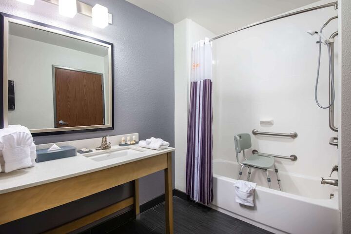 Room 45 of 68