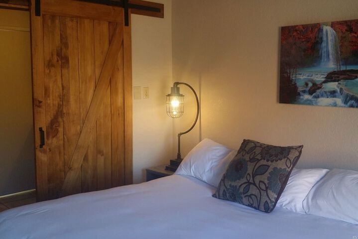 Room 27 of 72