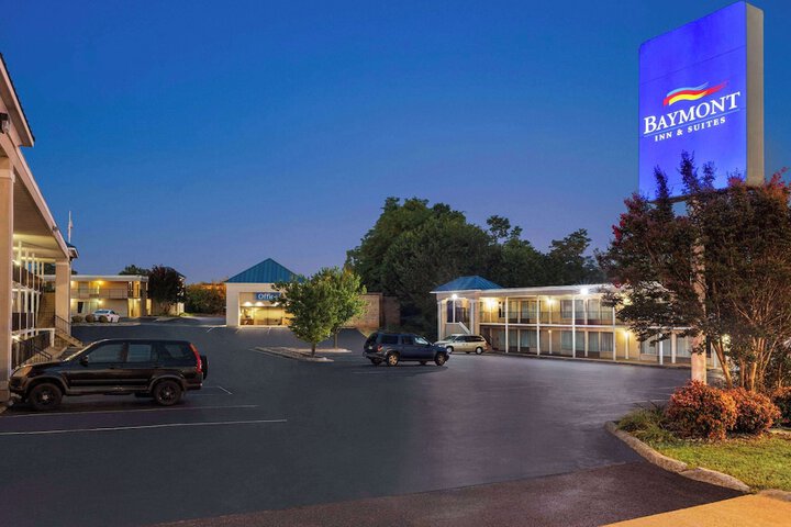 Hotel 3 of 56