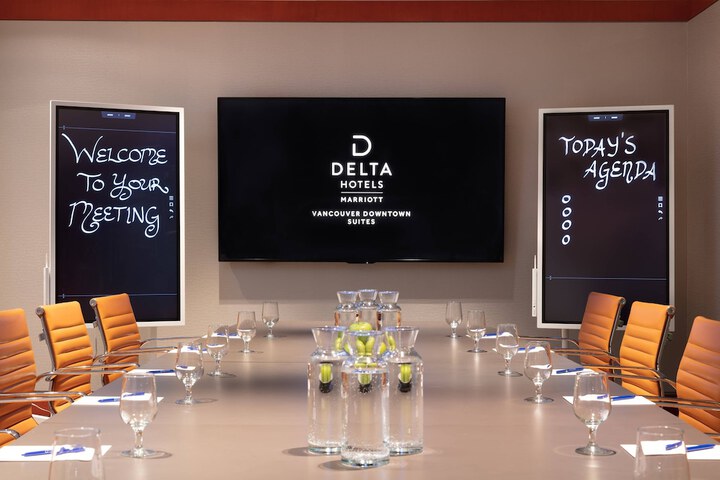 Delta Hotels by Marriott Vancouver Downtown Suites - Downtown Vancouver