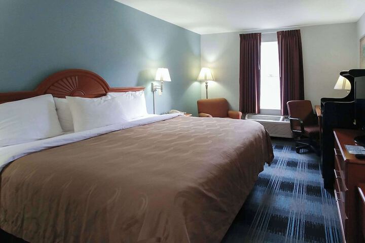 Room 44 of 64