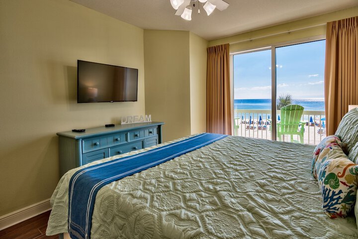 Room 18 of 26
