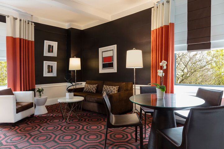 Room 47 of 72
