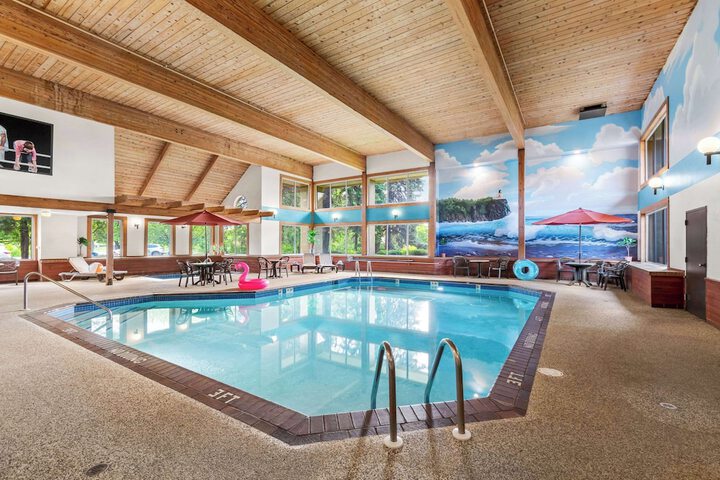 Pool 4 of 55