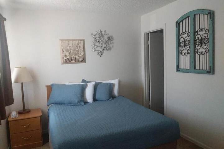 Room 5 of 22