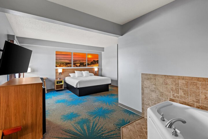 Days Inn by Wyndham Carroll