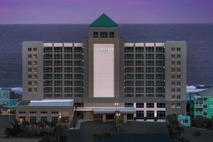 Courtyard Carolina Beach Oceanfront