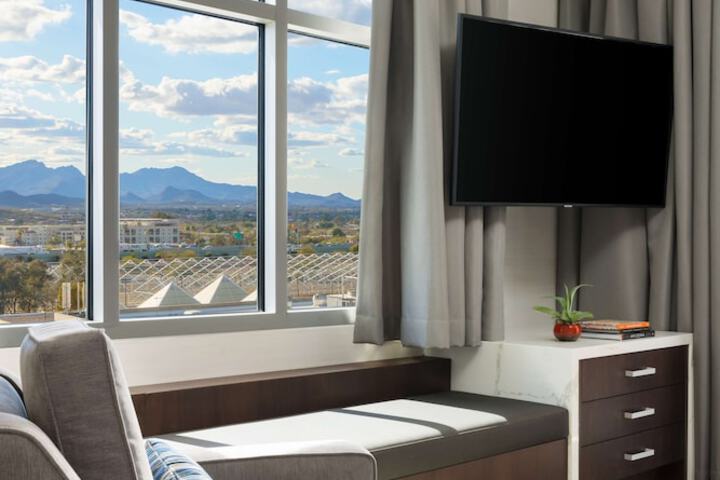 Room 43 of 106