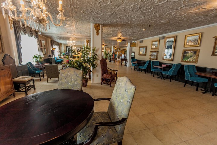 The Flanders Hotel