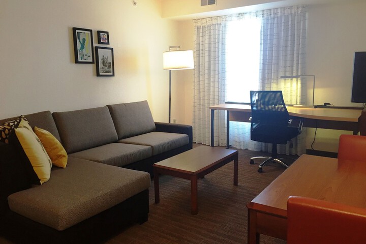 Room 23 of 36