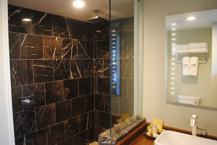 The Gin Hotel an Ascend Collection Hotel