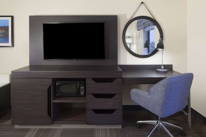 Hampton Inn Charleston-Southridge