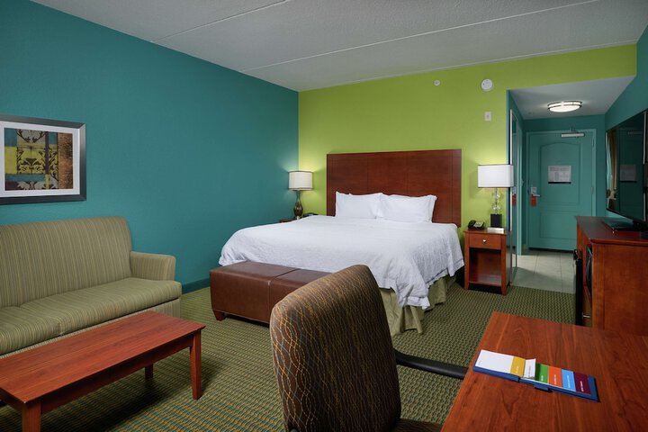 Room 13 of 39