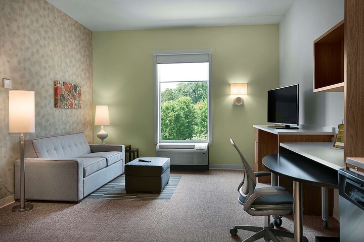 Room 11 of 29