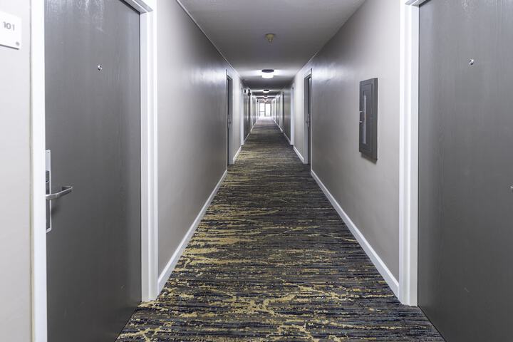 Ballroom/Hall 23 of 26