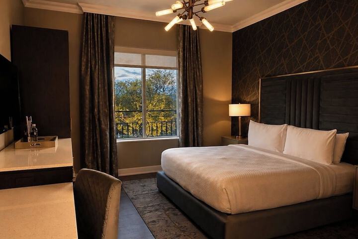 Chateau Grande Hotel