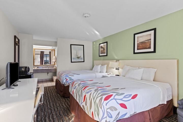 Room 42 of 63
