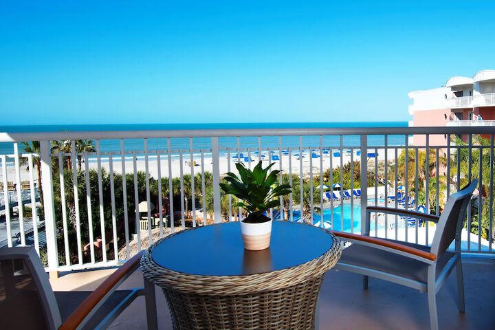 Beach House Suites by the Don CeSar