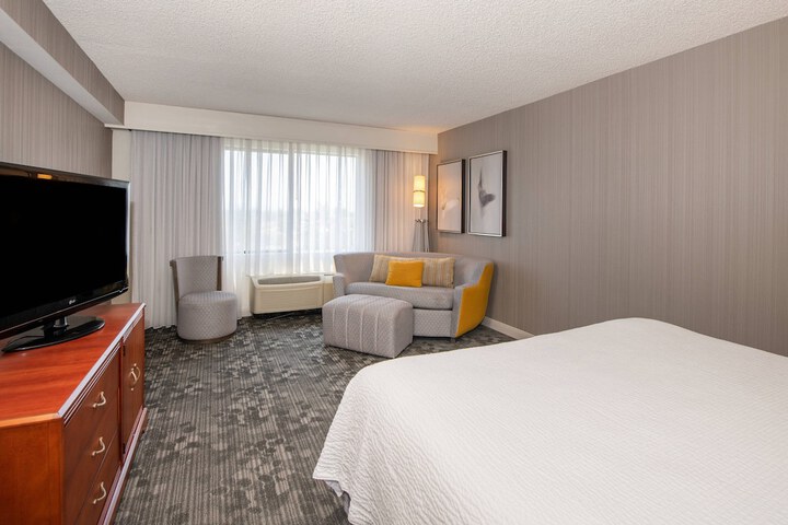 Room 22 of 60