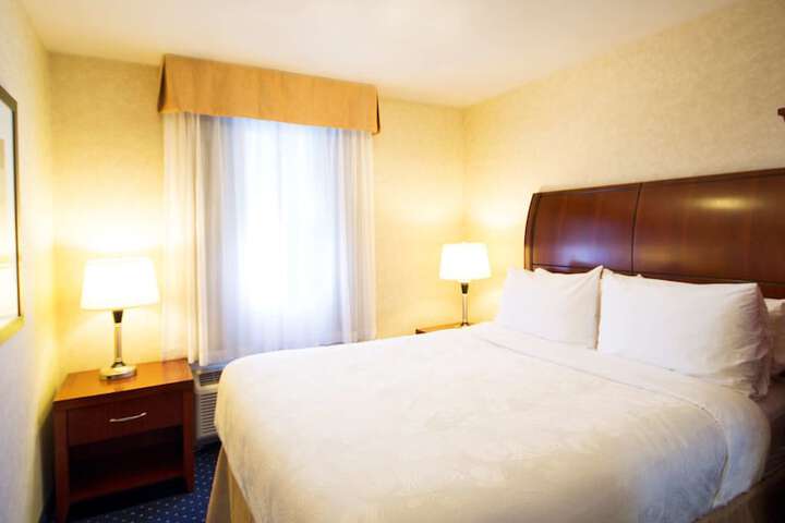 Room 47 of 74