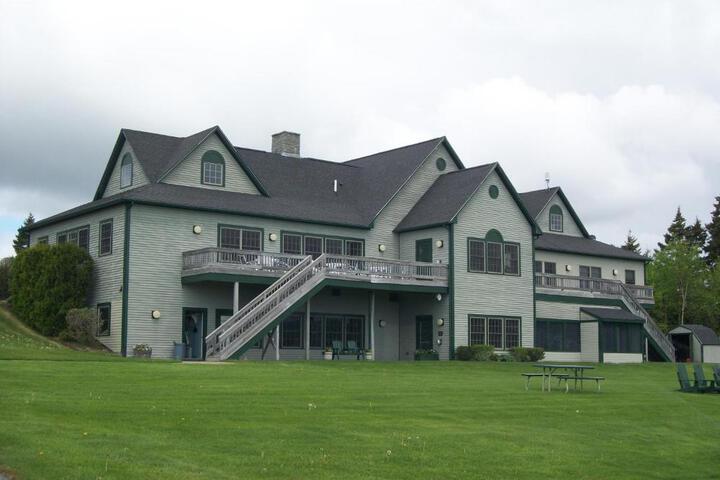 Hotel 3 of 16