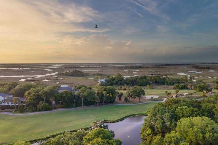 Crawdad by Avantstay Isle of Palms Home w / BBQ