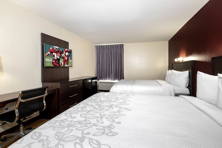 Room 12 of 38