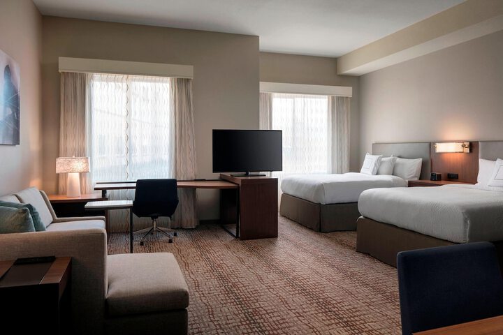 Room 33 of 42