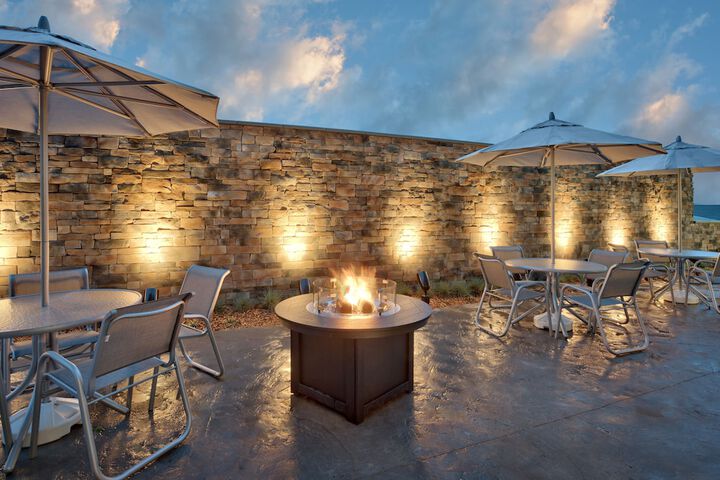 Terrace/Patio 35 of 37