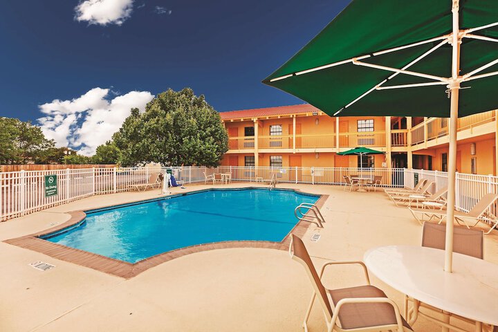 Pool 8 of 66
