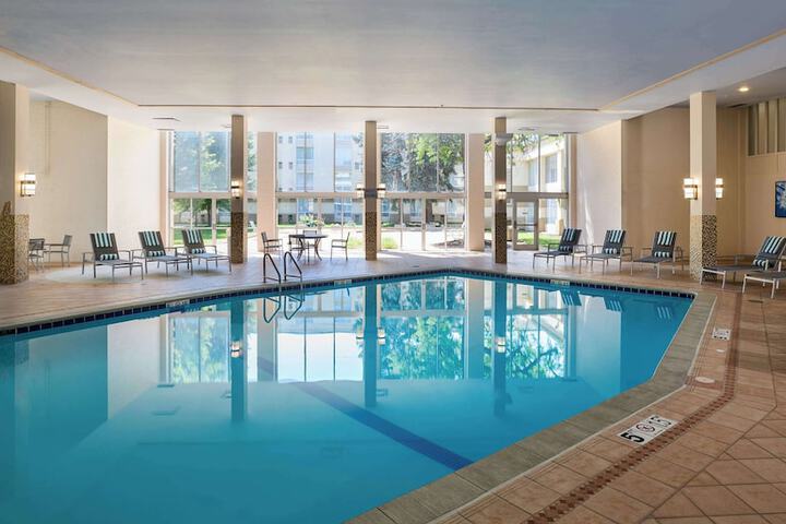 DoubleTree by Hilton Minneapolis Airport MN