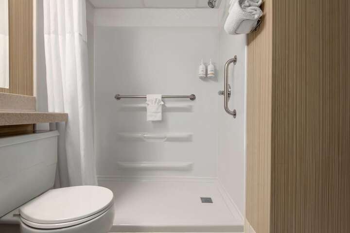 Ramada by Wyndham Grand Forks