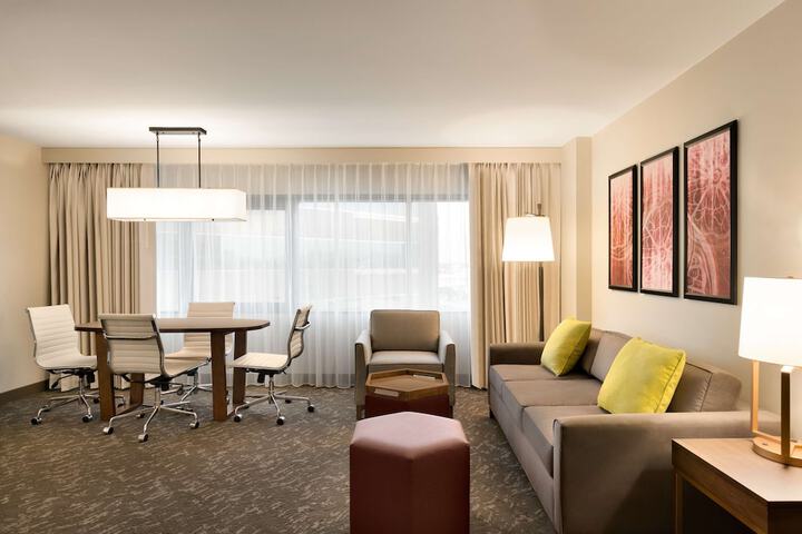 Room 30 of 79