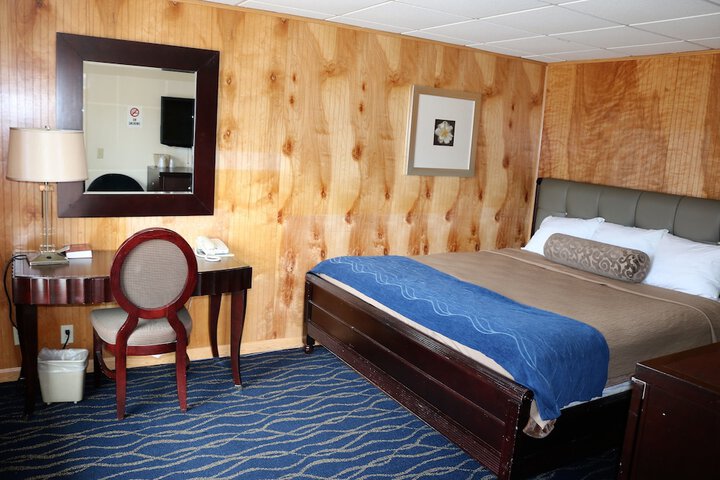 Room 44 of 63