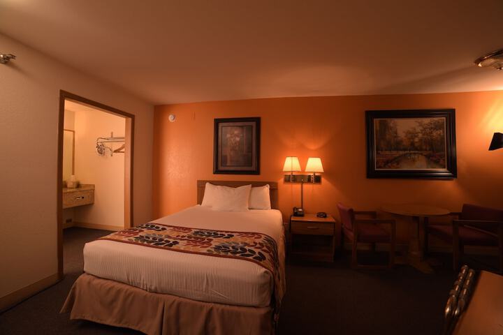 Room 36 of 75