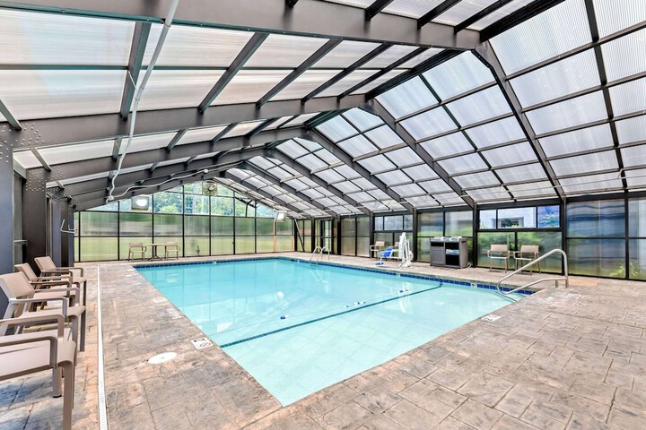 Pool 11 of 47