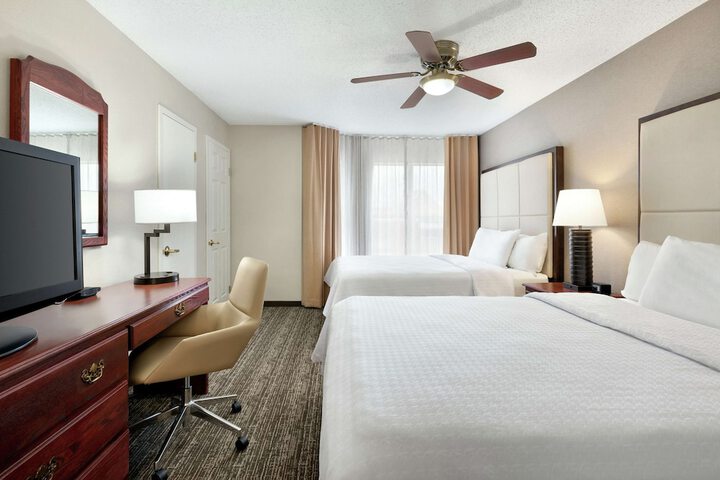 Room 15 of 31