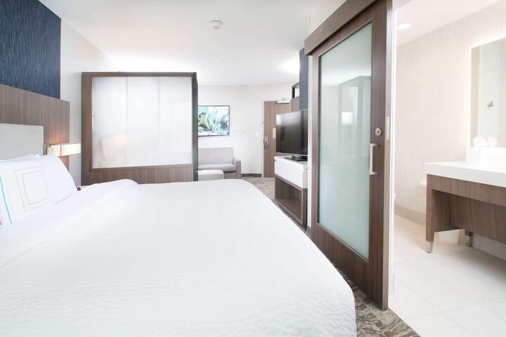 SpringHill Suites by Marriott Fayetteville Fort Bragg
