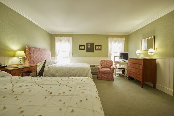 Room 45 of 126