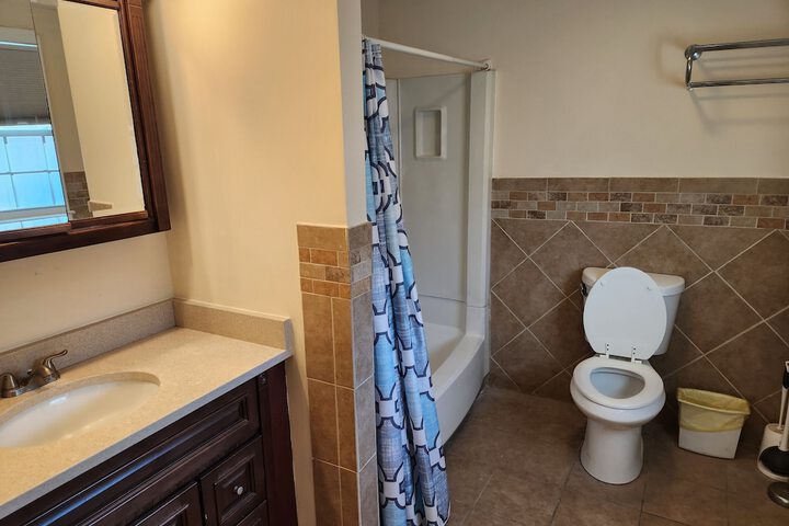 Jonathan Edwards Motel