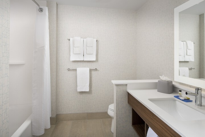 Room 16 of 41