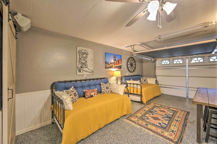 Happy Trails Hideout w / New Bunk House & Hot Tub!